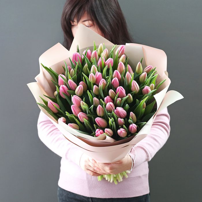 Классические розовые тюльпаны 51шт. ― Мята