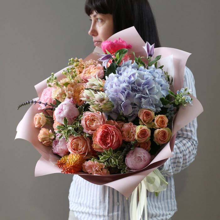 Большой красочный букет из премиальных цветов ― Мята