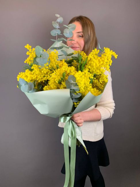 Мимоза с эвкалиптом