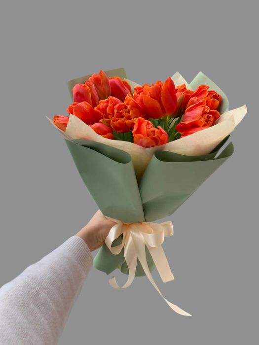 Тюльпаны пышные ― Мята