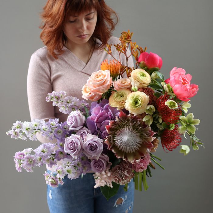 Необычный, запоминающийся букет с королевской протеей.  ― Мята